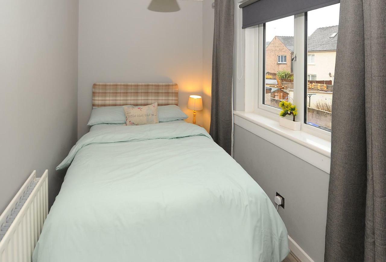 Three Bedroom Spacious House Stirling Exterior foto