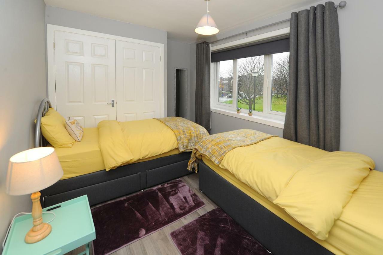 Three Bedroom Spacious House Stirling Exterior foto